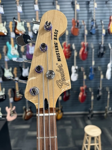 Player Series Mustang Bass PJ with Pau Ferro Fingerboard - Firemist Gold 2